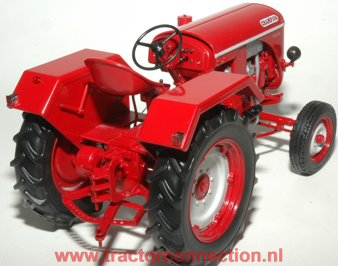 Tractor Connection | Specialist in scale models miniatures - Tractors Tractors - 1:16 - Champion Elan