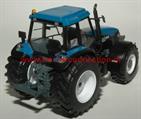 New Holland 8560