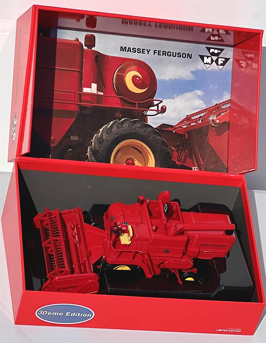 Massey Ferguson 510 combine