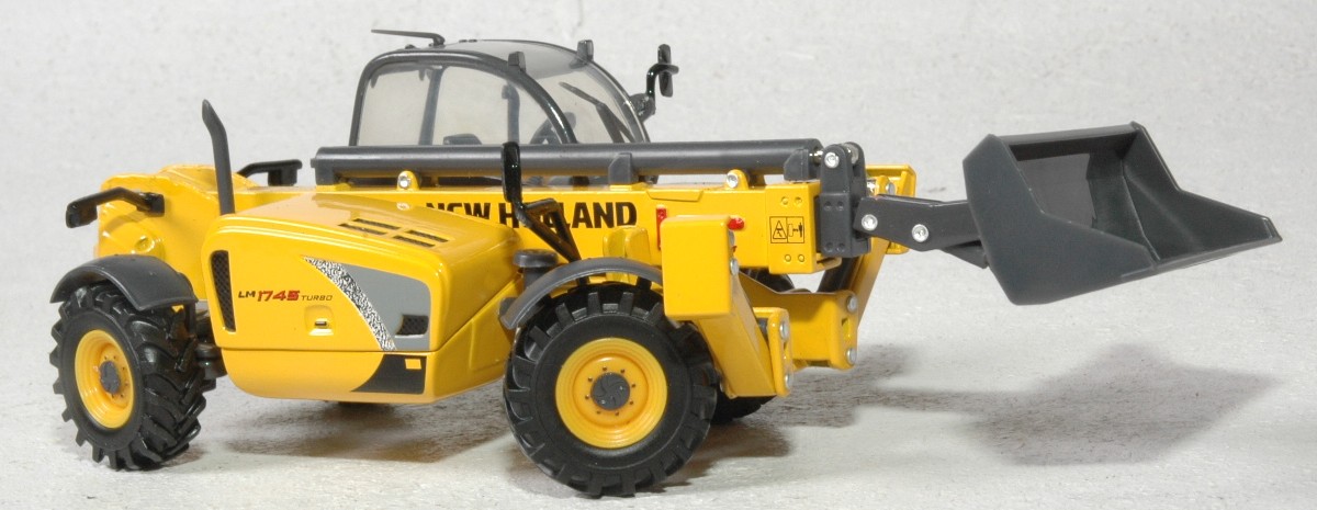New Holland LM 1745 telescooplader 