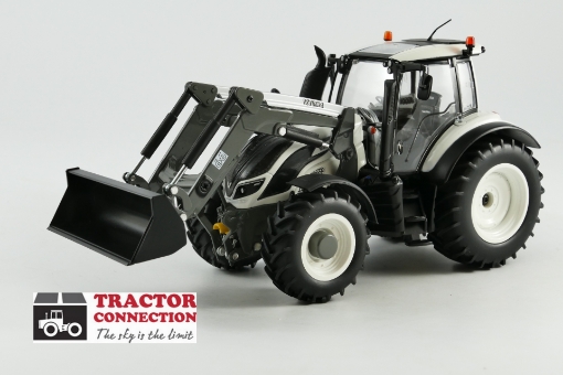 Afbeeldingen van Valtra T 174 met voorlader