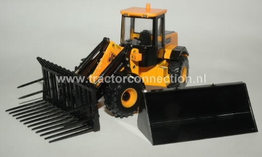 Afbeeldingen van JCB Farmmaster 416s