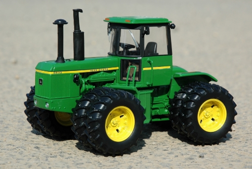 Afbeeldingen van John Deere 8630