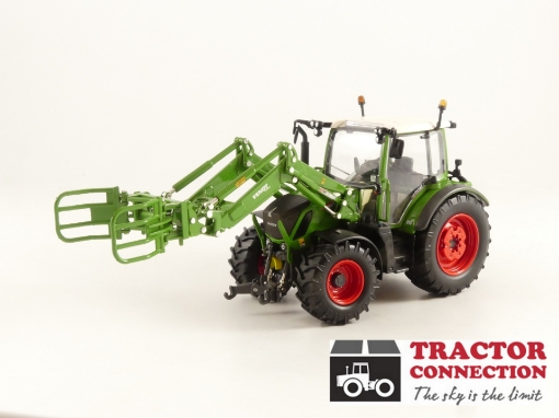 Afbeeldingen van Fendt 313 Vario met voorlader en balentang