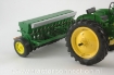 Afbeeldingen van John Deere Van Brunt FB zaaimachine