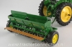 Afbeeldingen van John Deere Van Brunt FB zaaimachine
