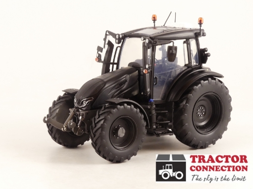 Afbeeldingen van Valtra G135 black