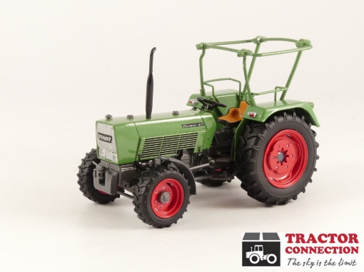 Afbeeldingen van Fendt 4S  4WD met rolbeugel
